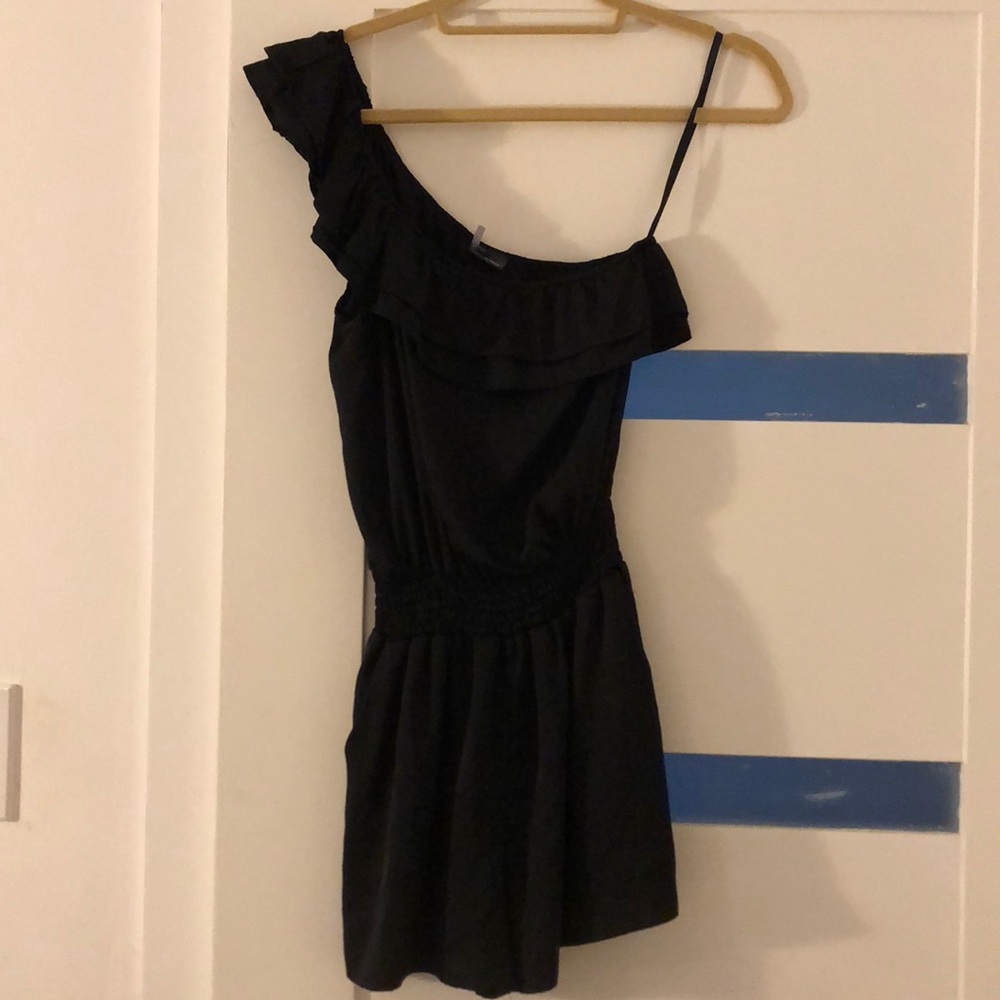 One shoulder black romper